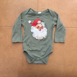 Colored Organics vintage Santa onesie 6-12M